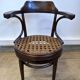 Fauteuil de bureau pivotant Thonet  en bois courbé et cannage – début XXe