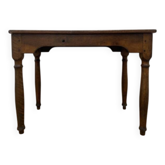 Table de ferme bistrot