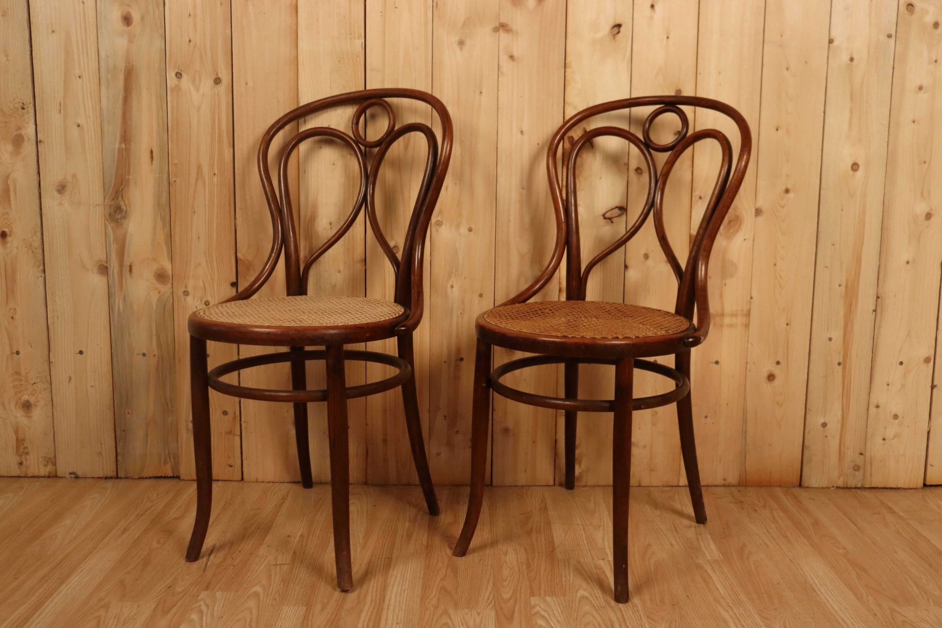 Paire de chaises bistrot n°19 Fischel