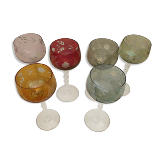 Series of 6 wine crystal glasses cut with colors