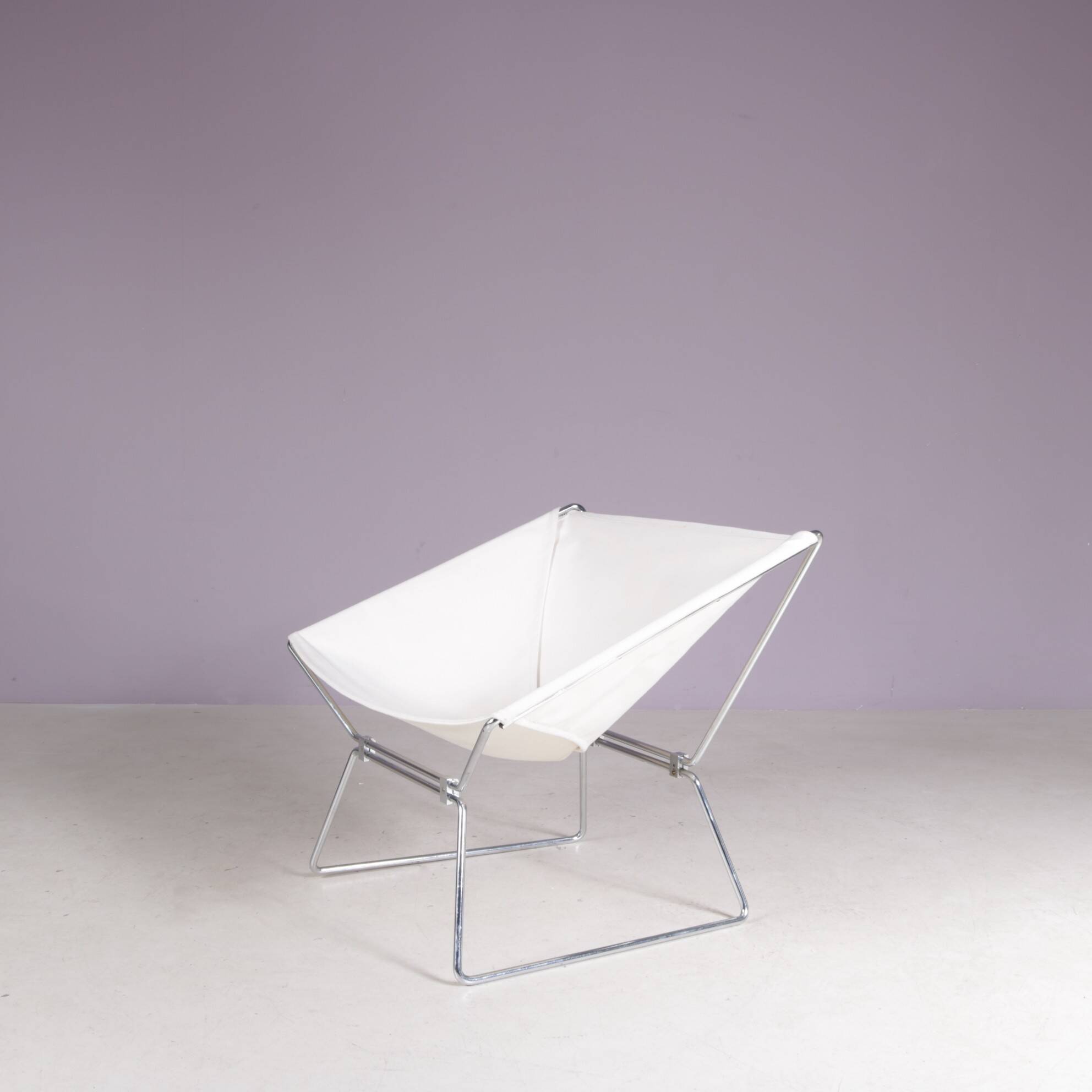 1950s easy chair AP 14 white canvas Pierre Paulin for A. Polak Netherlands