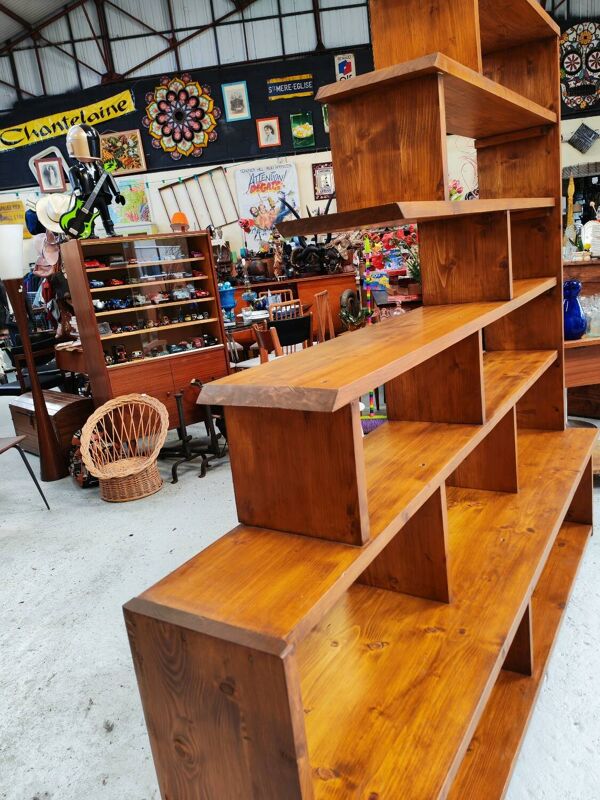 Bibliothèque, étagère de séparation