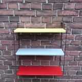 Tomado shelf with 3 trays