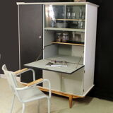 Secretary of the 70s revisited