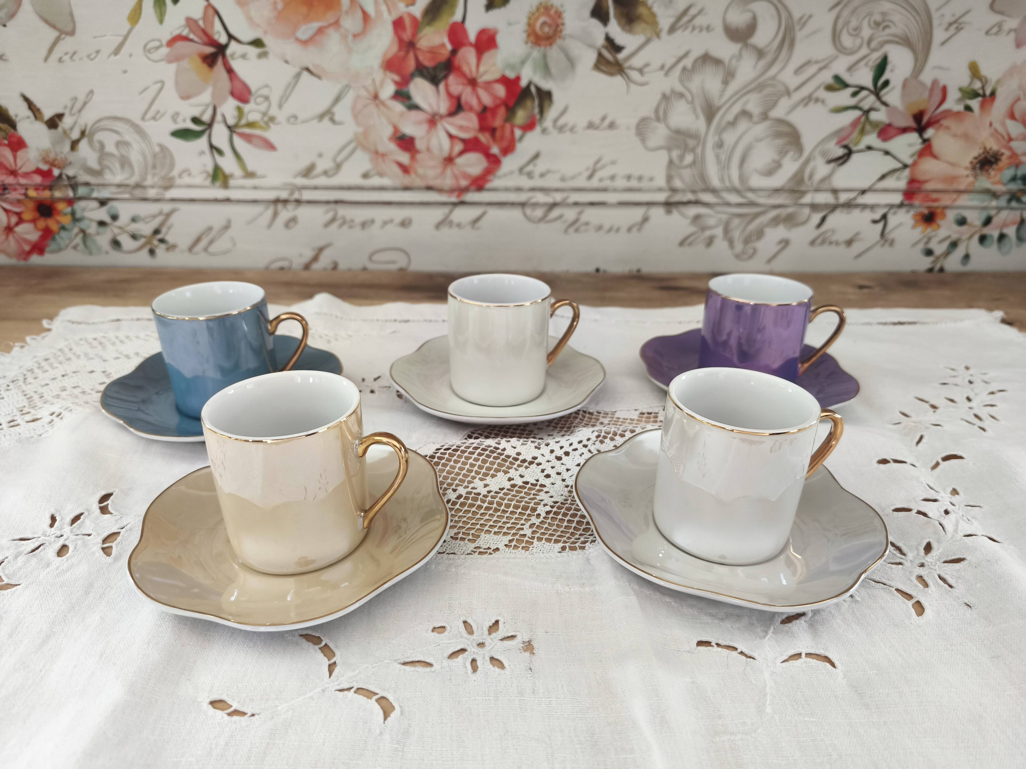 Set of 5 iridescent harlequin espresso coffee cups