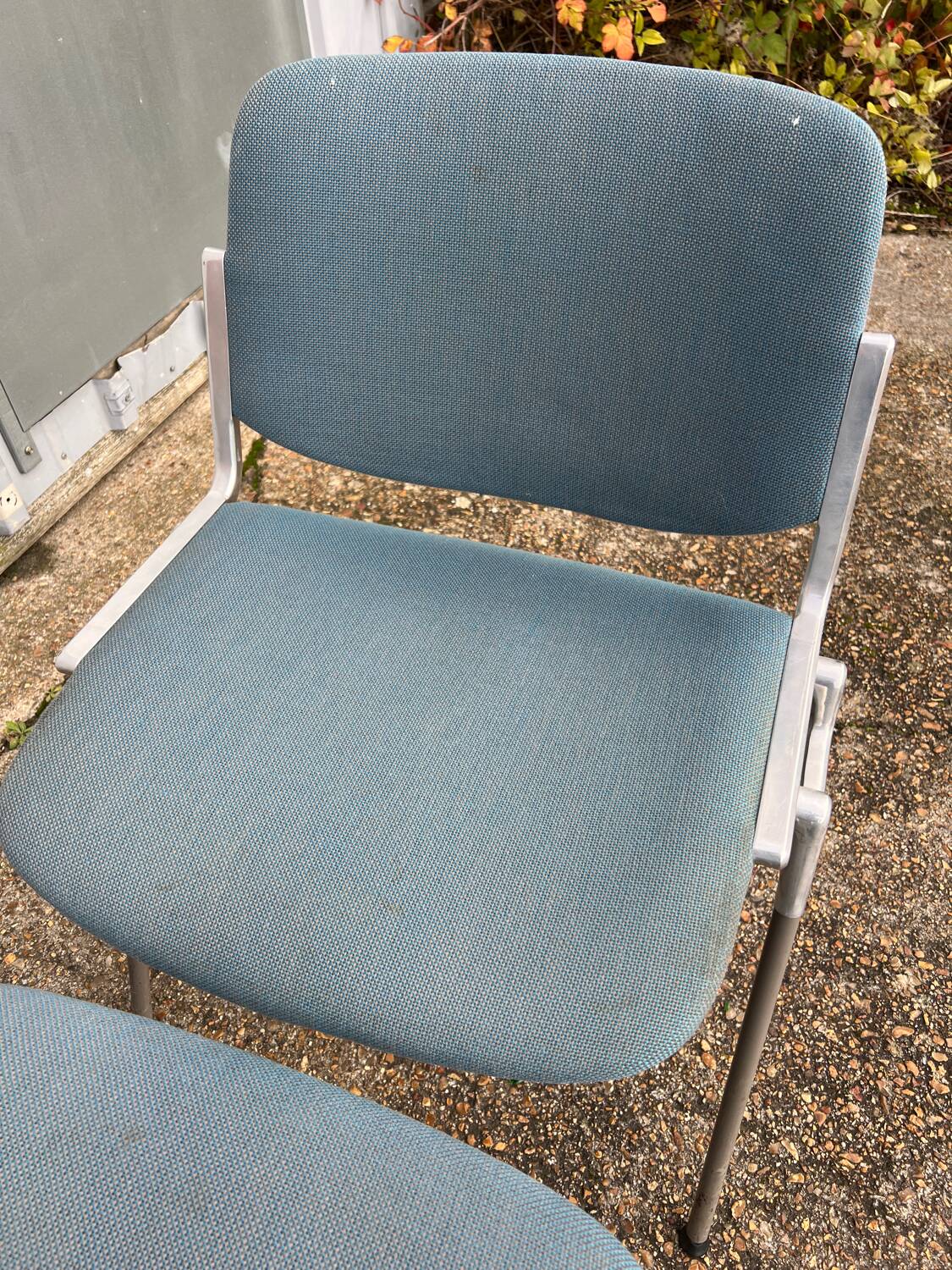 Pair of chairs by G. Piretti for Castelli