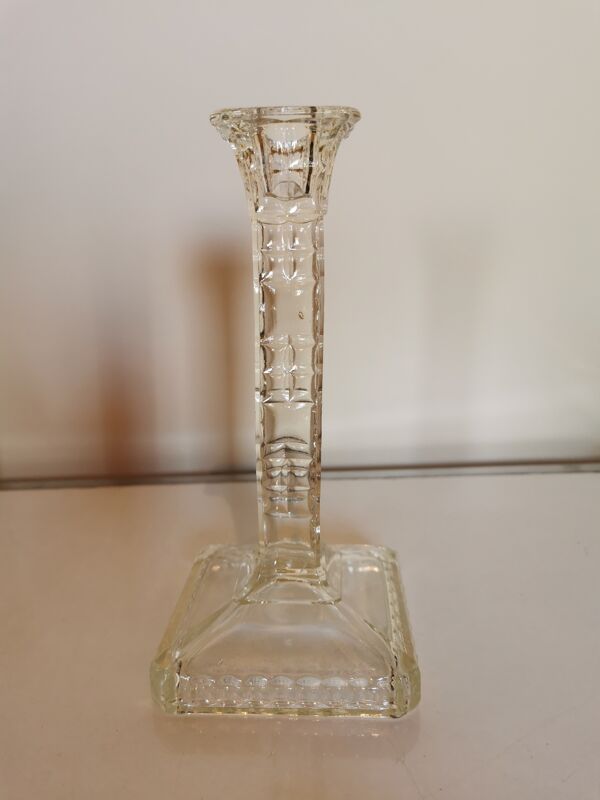 Paire de bougeoirs anciens en verre