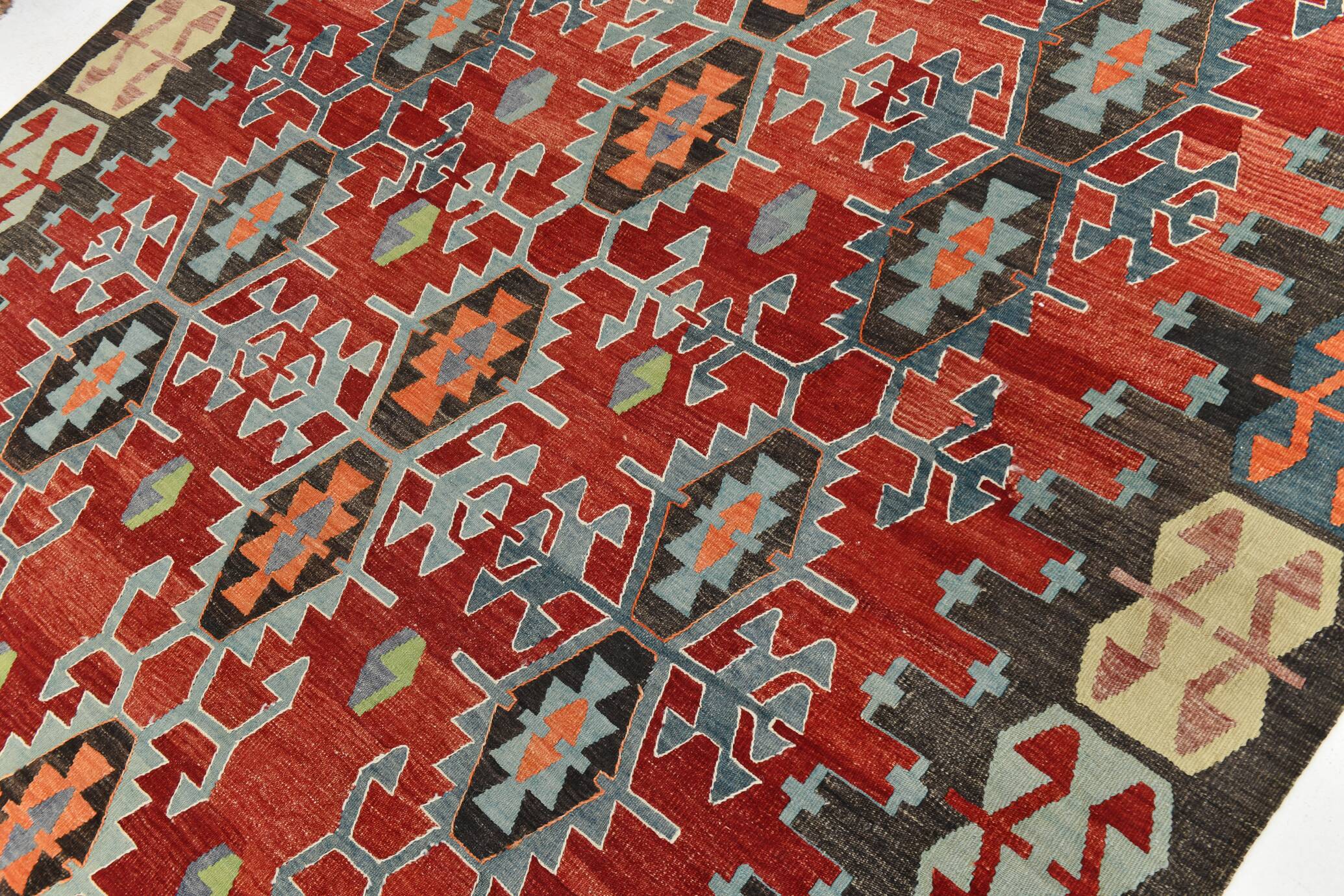 Tapis Kilim Vintage Rouge Motifs Géométriques Ethniques, 195x355 Cm