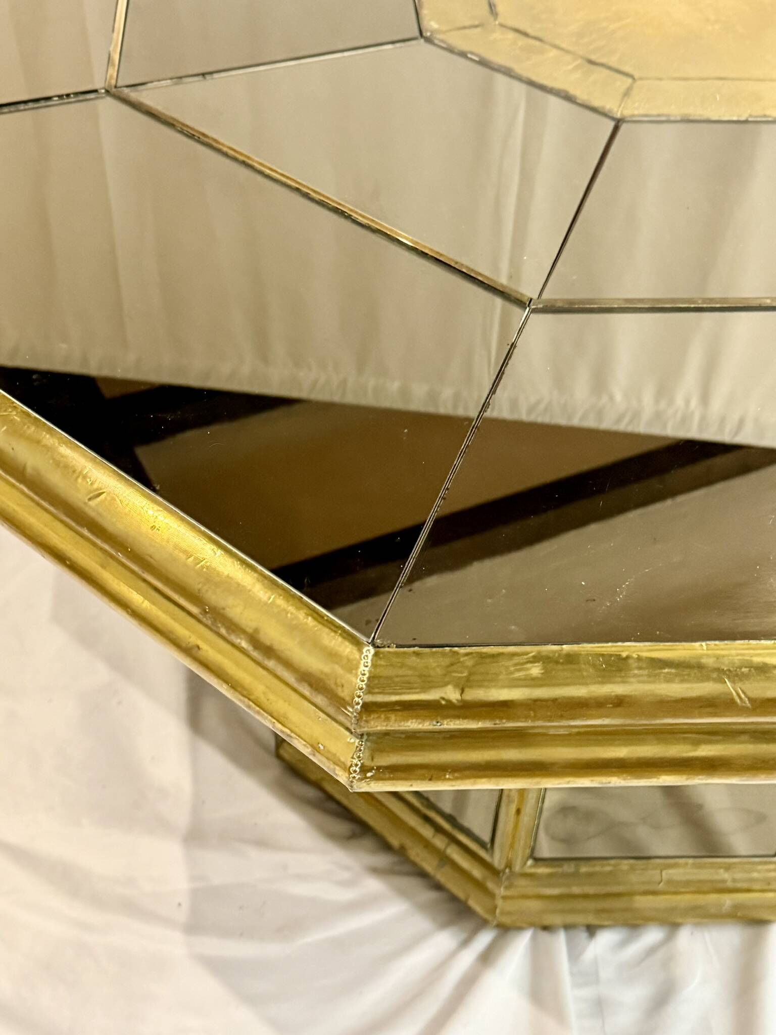 OCTAGONAL TABLE 1970