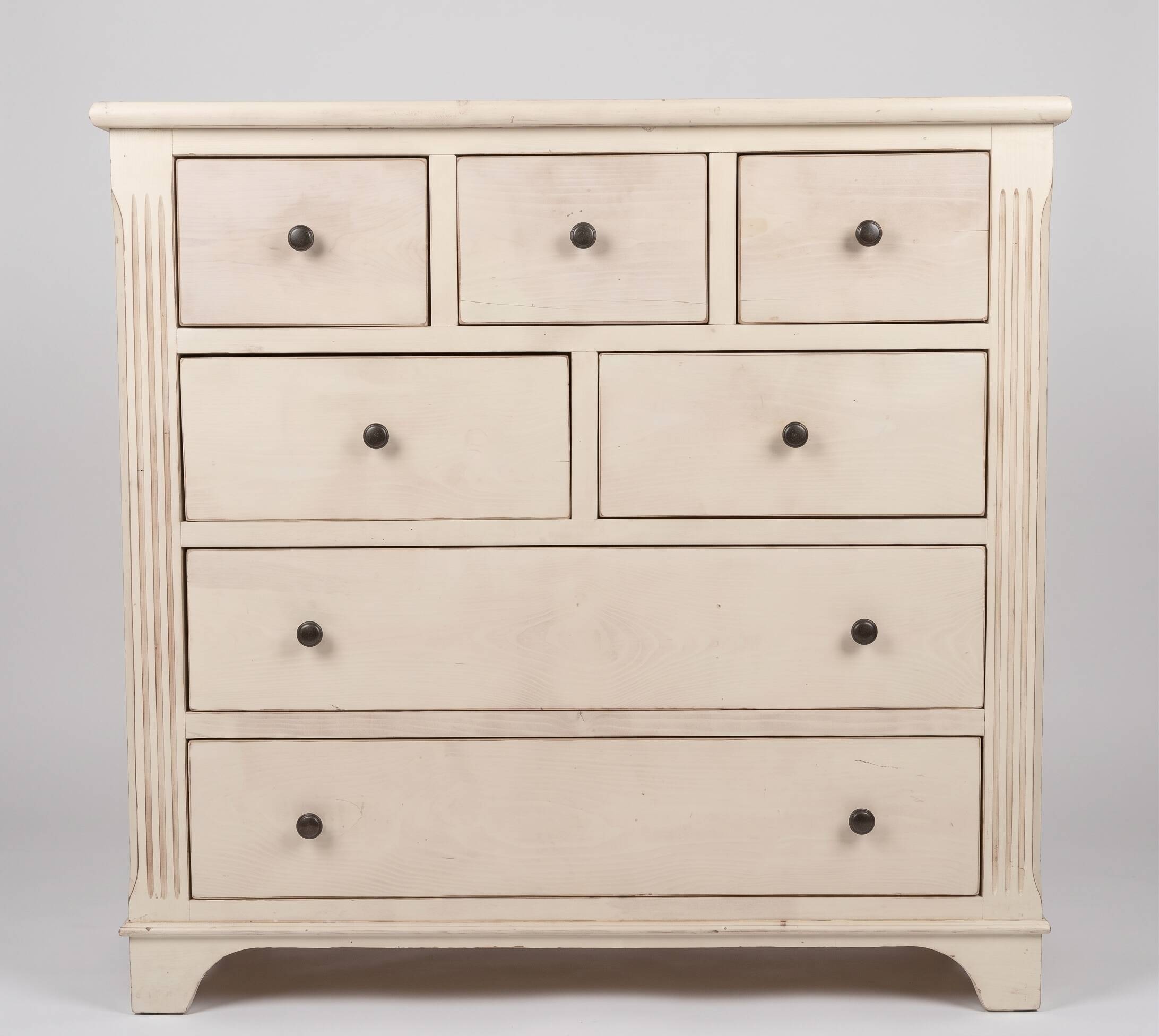Belle Commode en Pin
