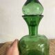 Carafe vintage en vert teinté