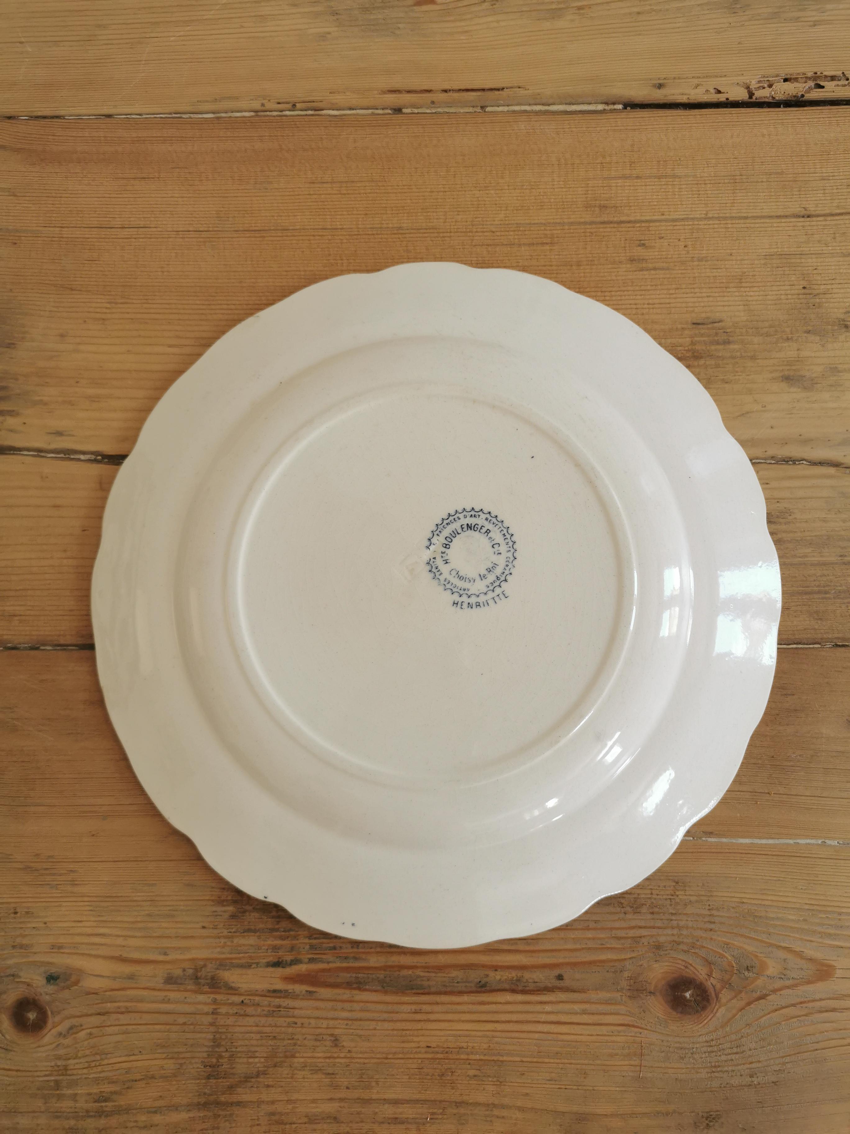 Service de 5 assiettes vintage en Terre de Fer