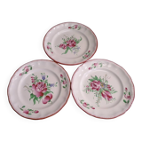 Three small hand-painted Saint-Clément dinner plates.