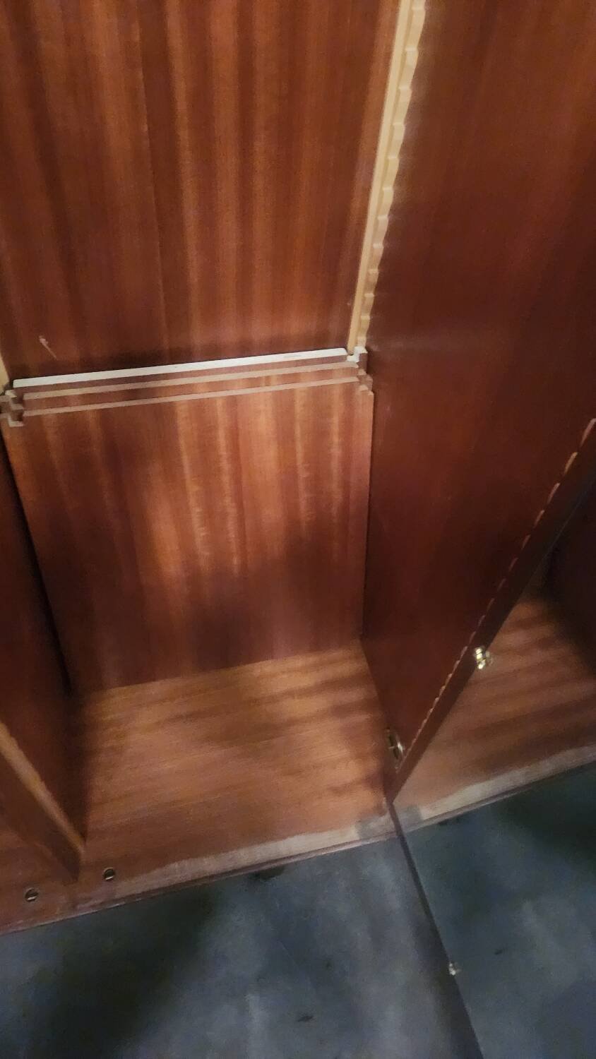 Scandinavian wardrobe 3doors