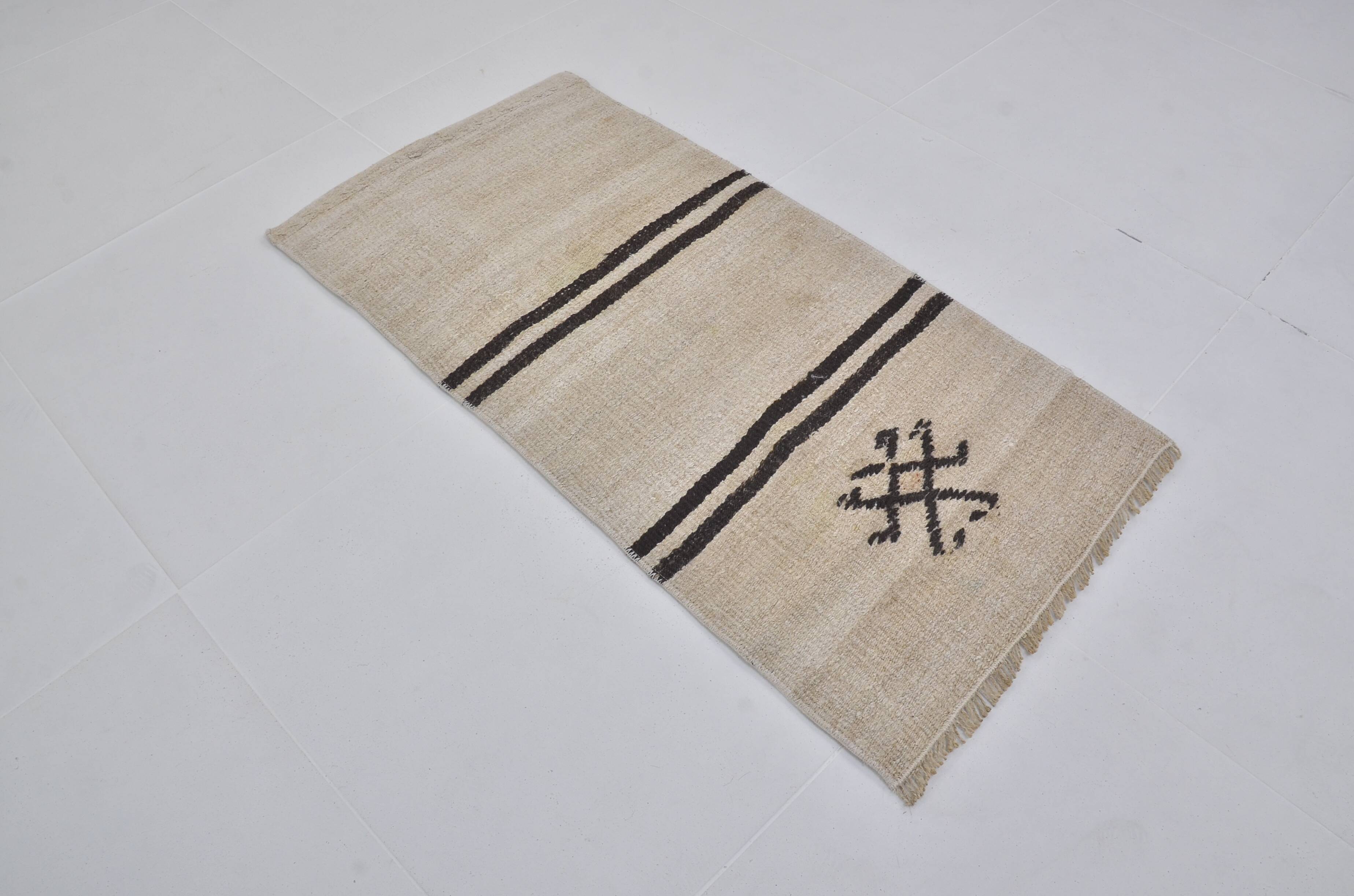 Tapis vintage en chanvre fait main
