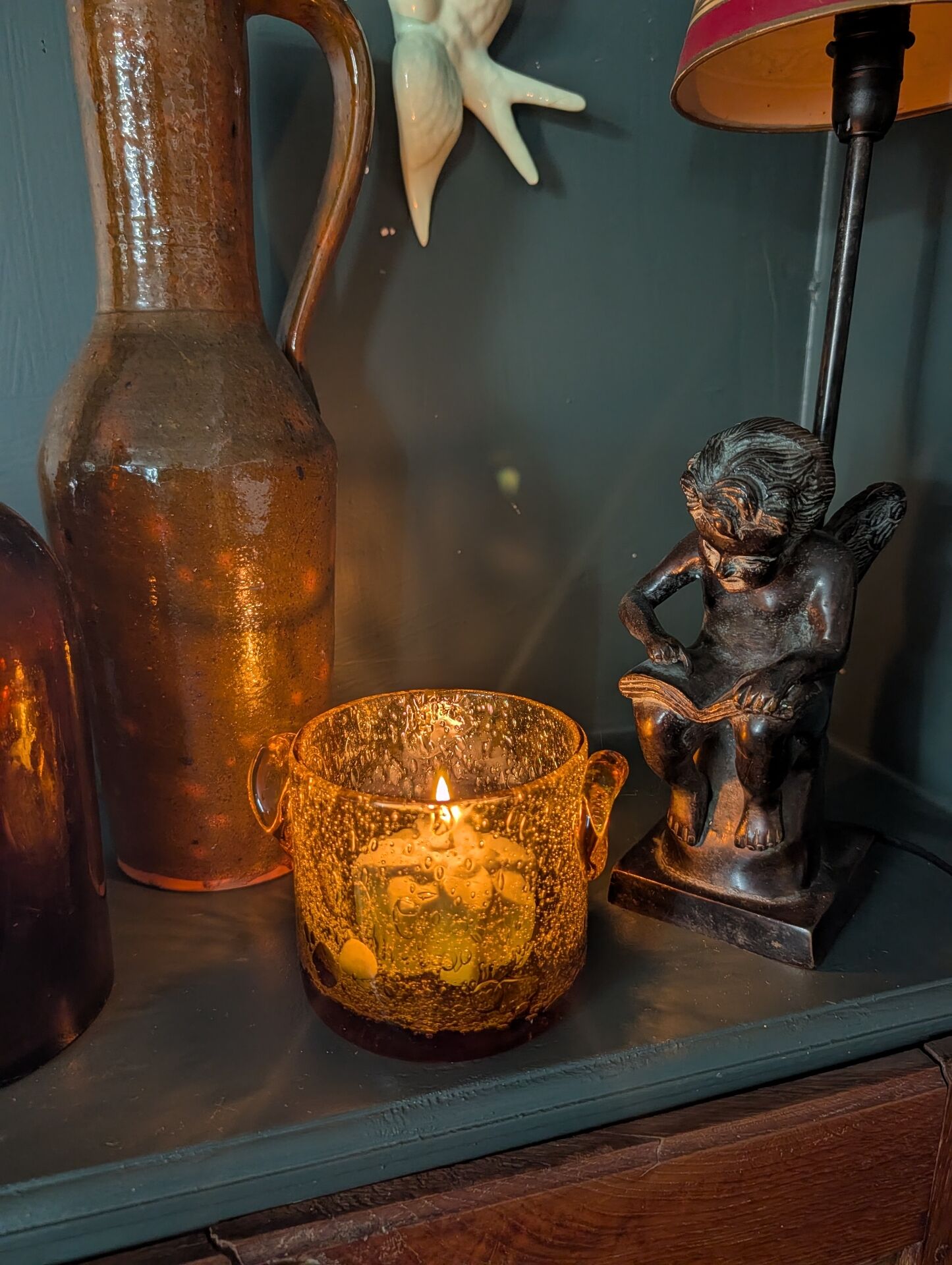 Small vase or amber bubbled glass tealight holder