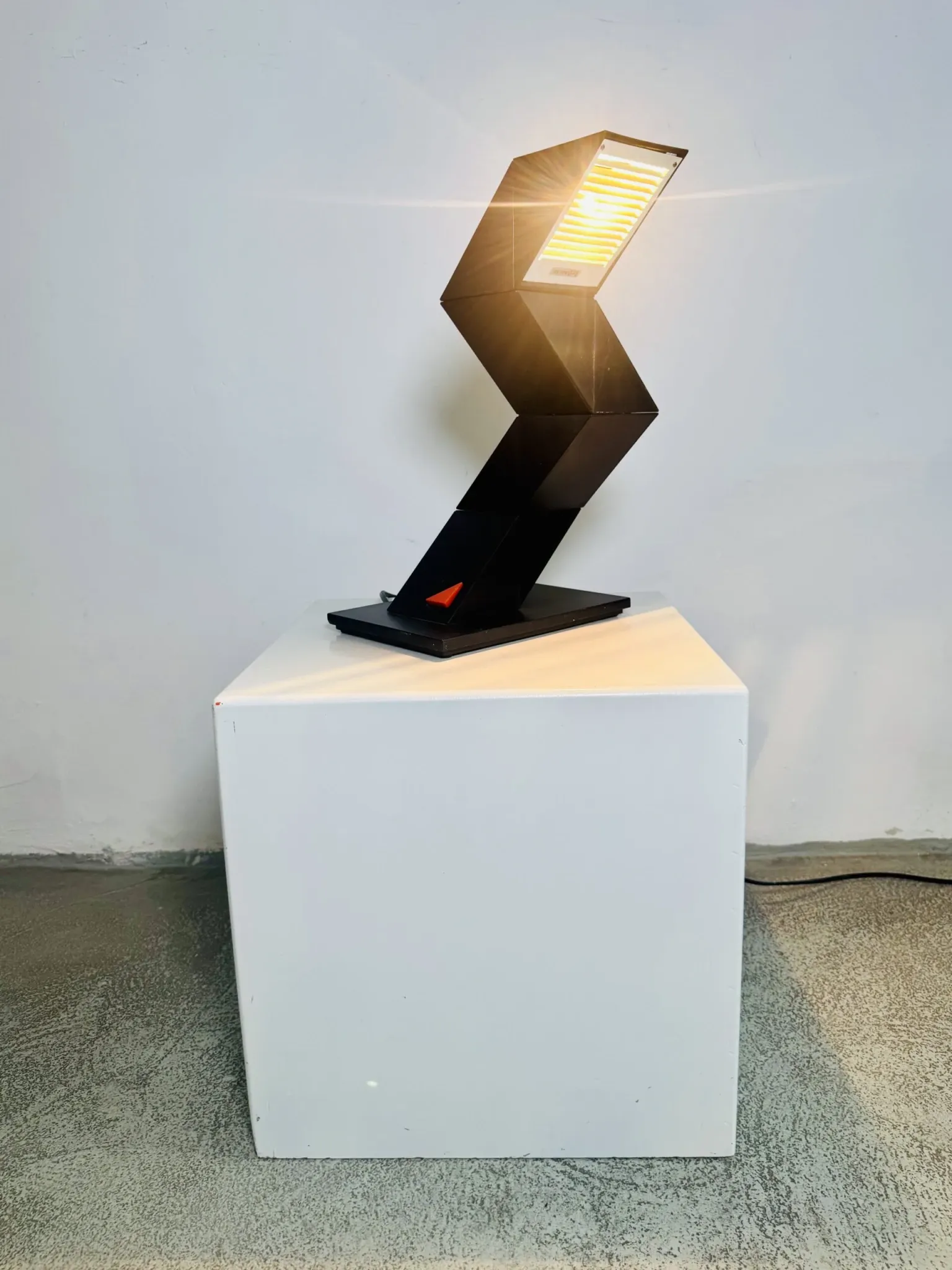 Zig Zag Modular Desk Lamp By Chan Shui For Massive, Belgium 1980S