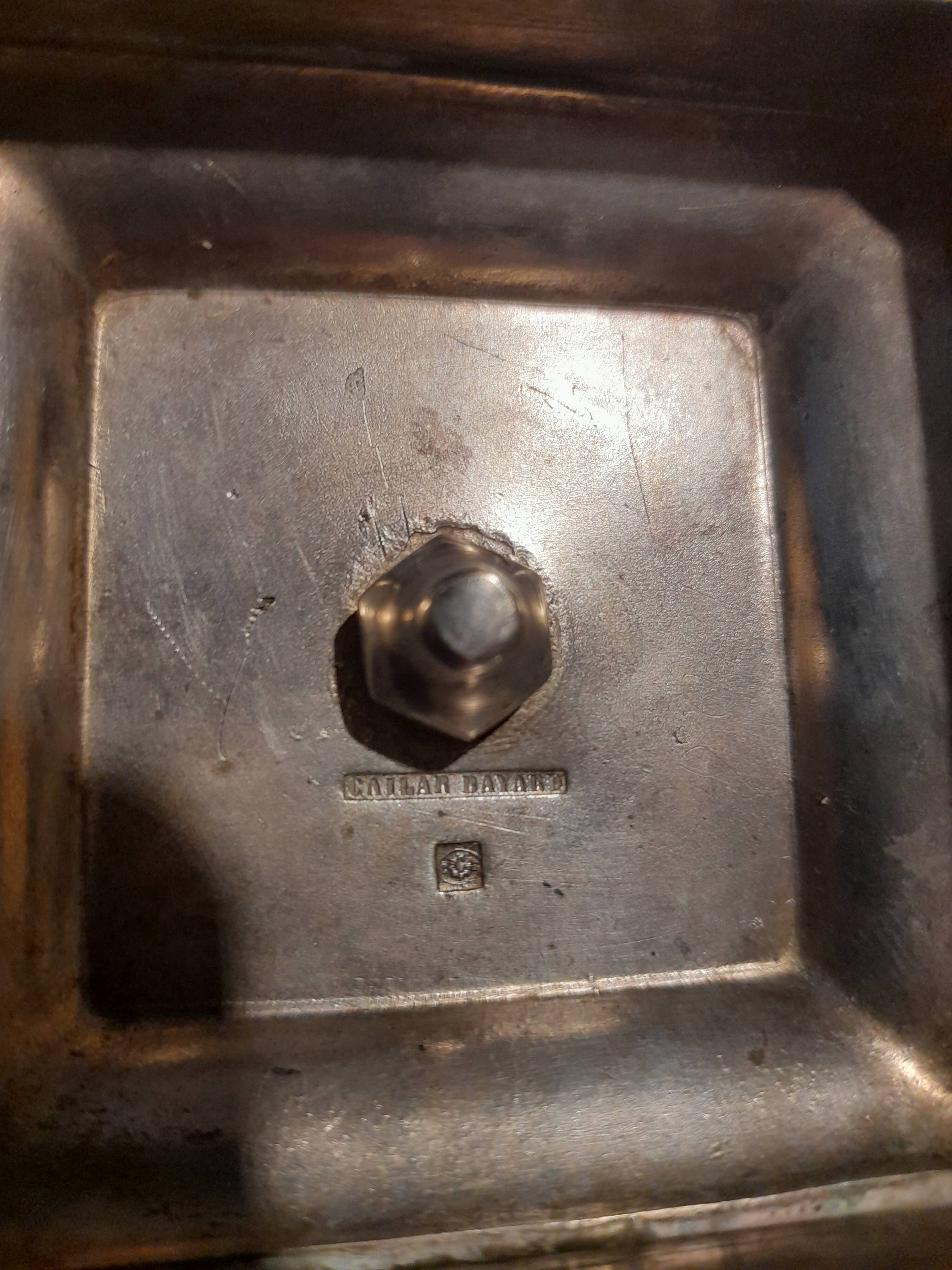 "Bourgeoise in the Louis XVI style, in silver-plated metal. Signed Cailard Bayard"