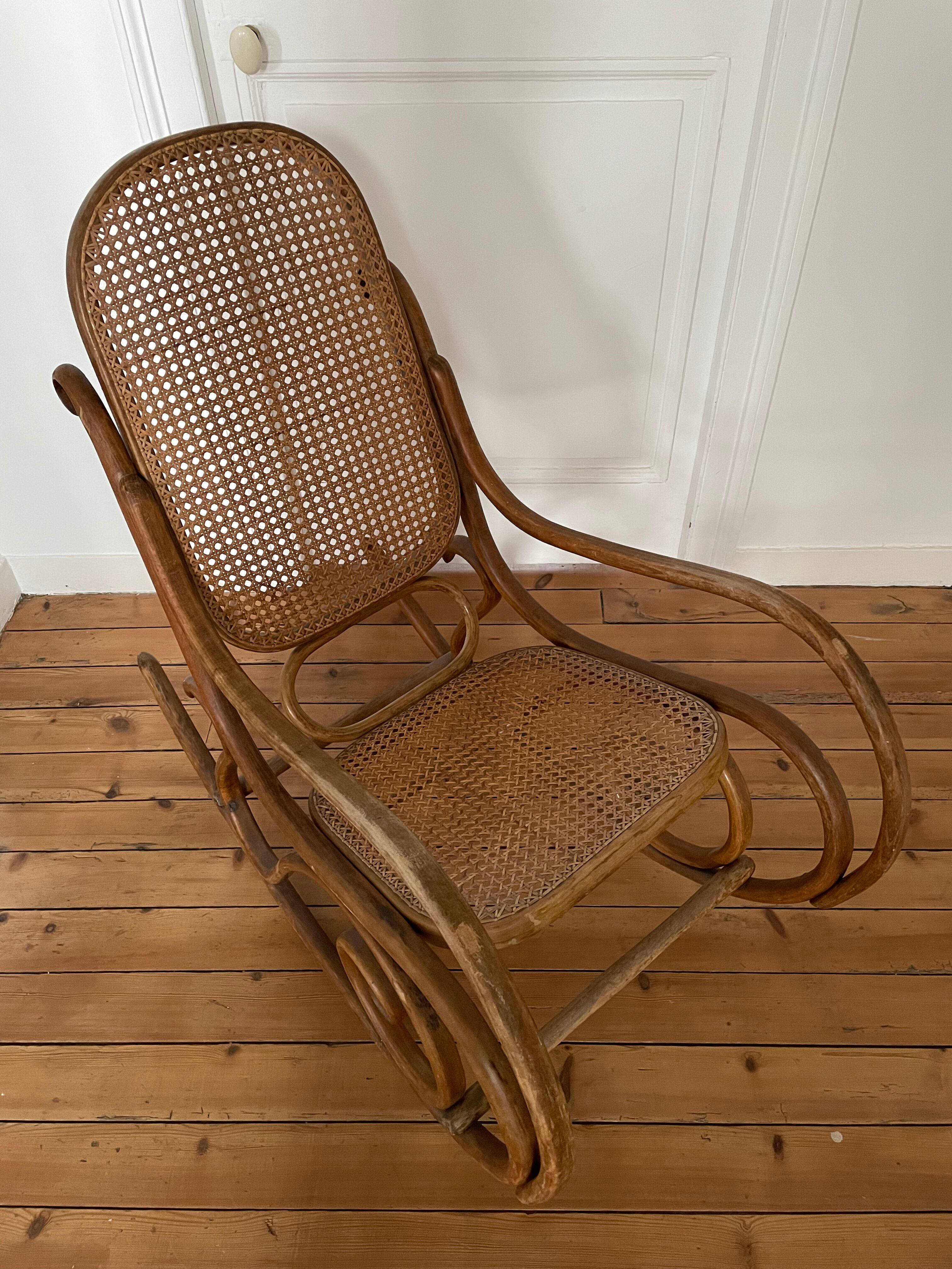 Rocking chair Thonet N.10
