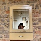 Medicine cabinet