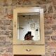 Armoire de pharmacie