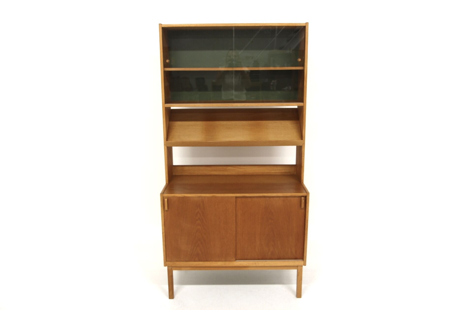 Bibliothèque scandinave en chêne, bertil fridhagen, bodafors, Suède, 1960