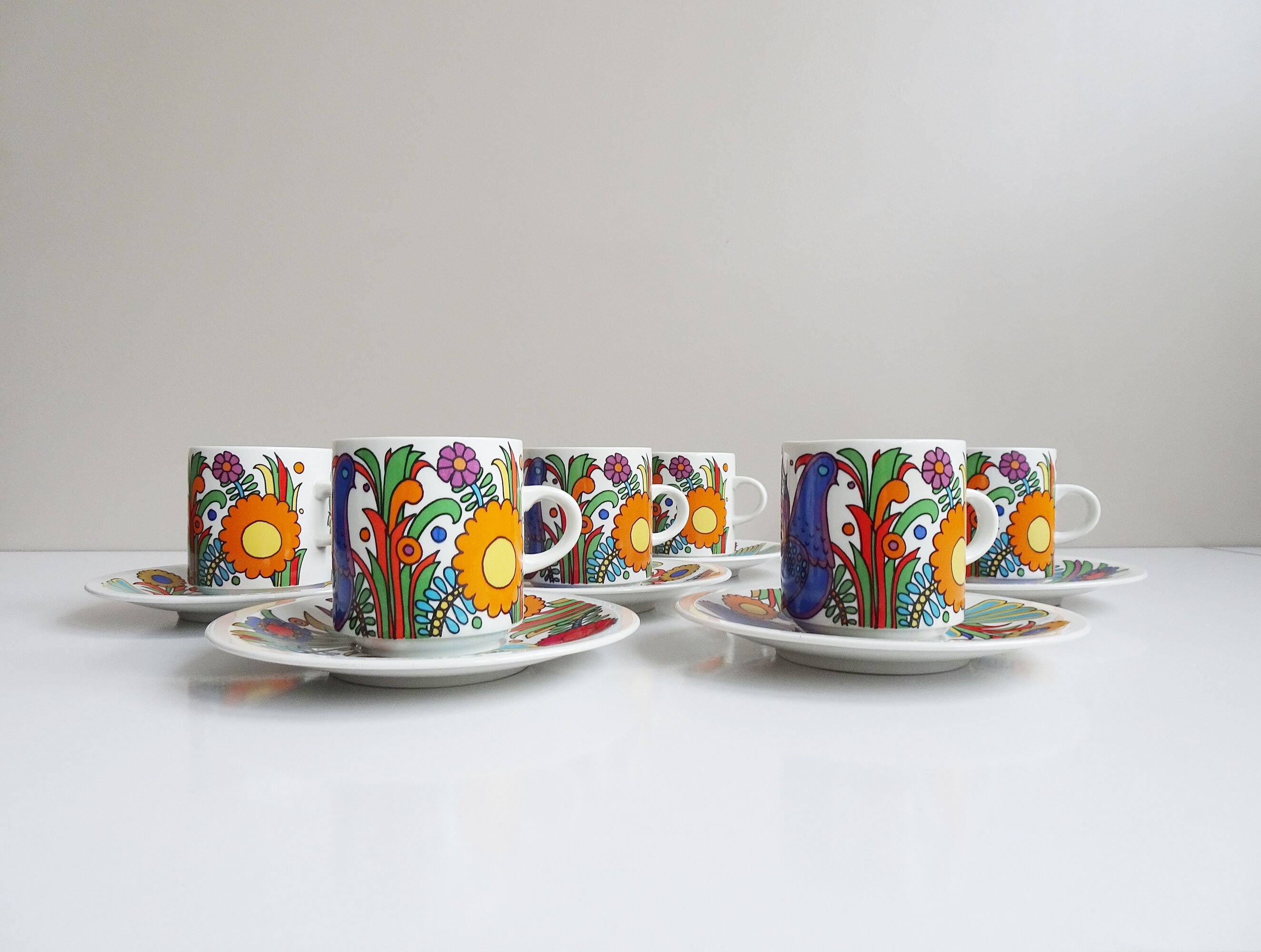 Villeroy and Boch Acapulco mugs and saucers set of 6, colorful coffee or tea sets