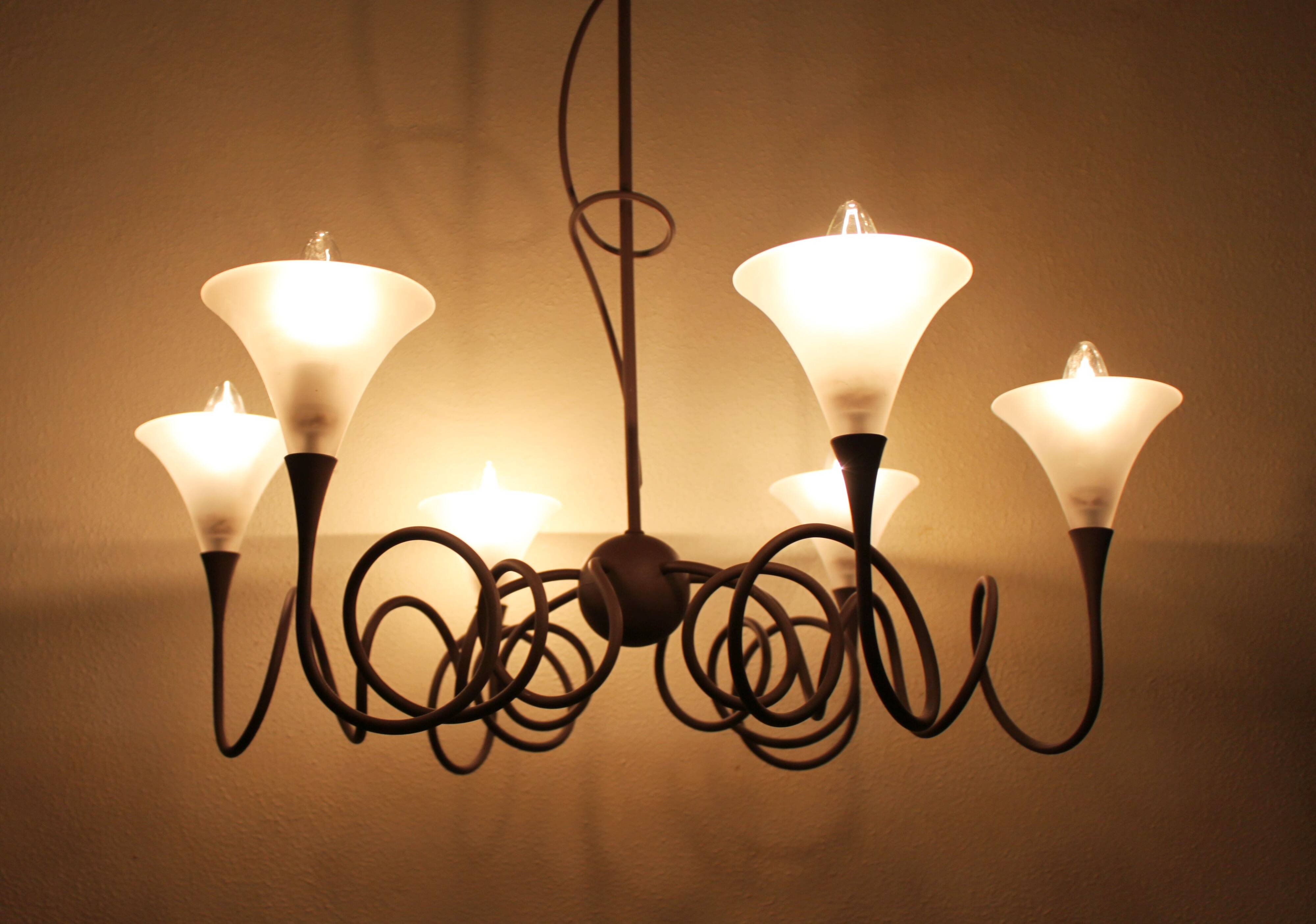 Modern metal chandelier, 6 lights.