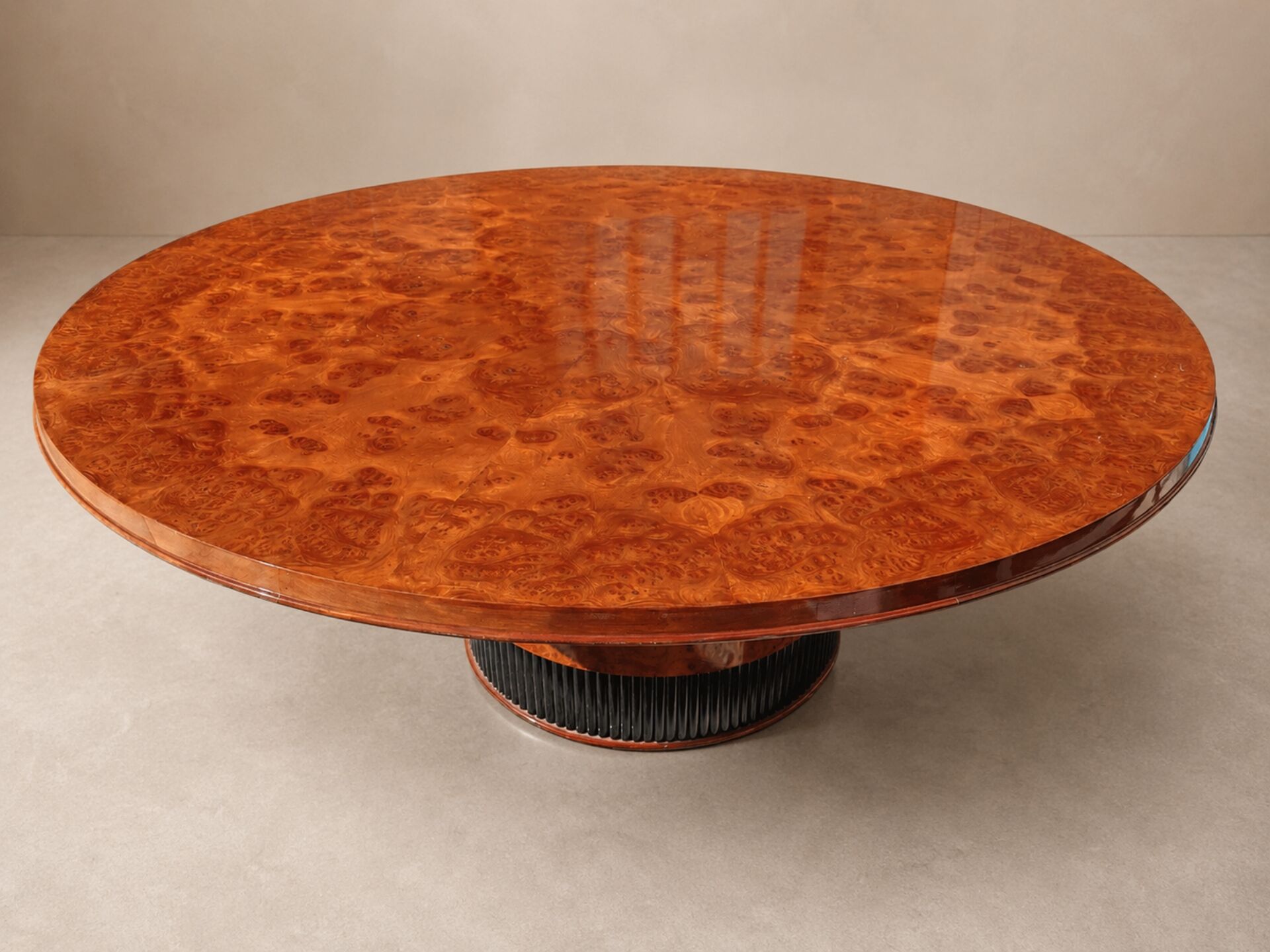 Table ronde vintage en loupe de bois