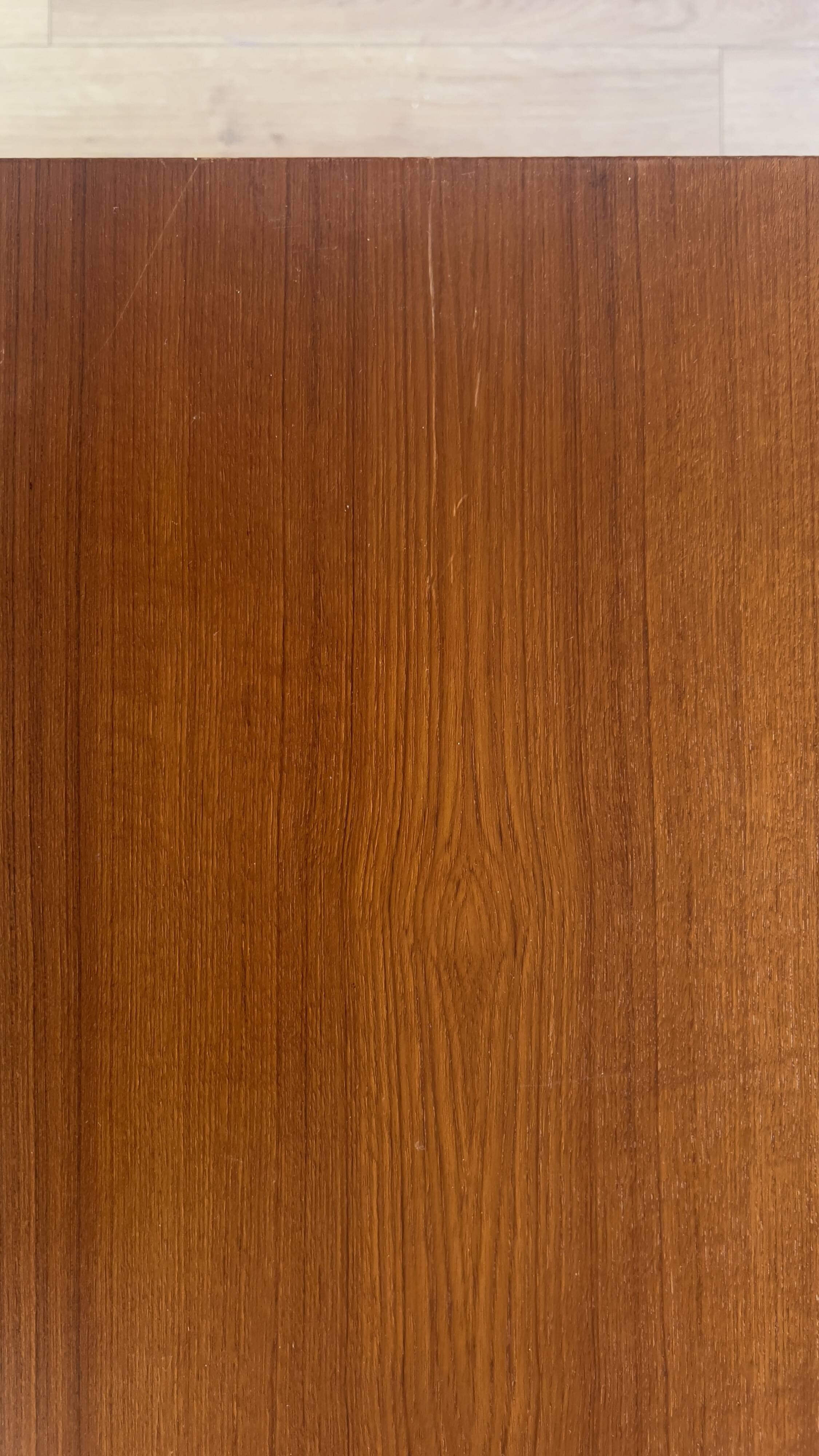 SCANDINAVIAN EXTENDABLE DINING TABLE