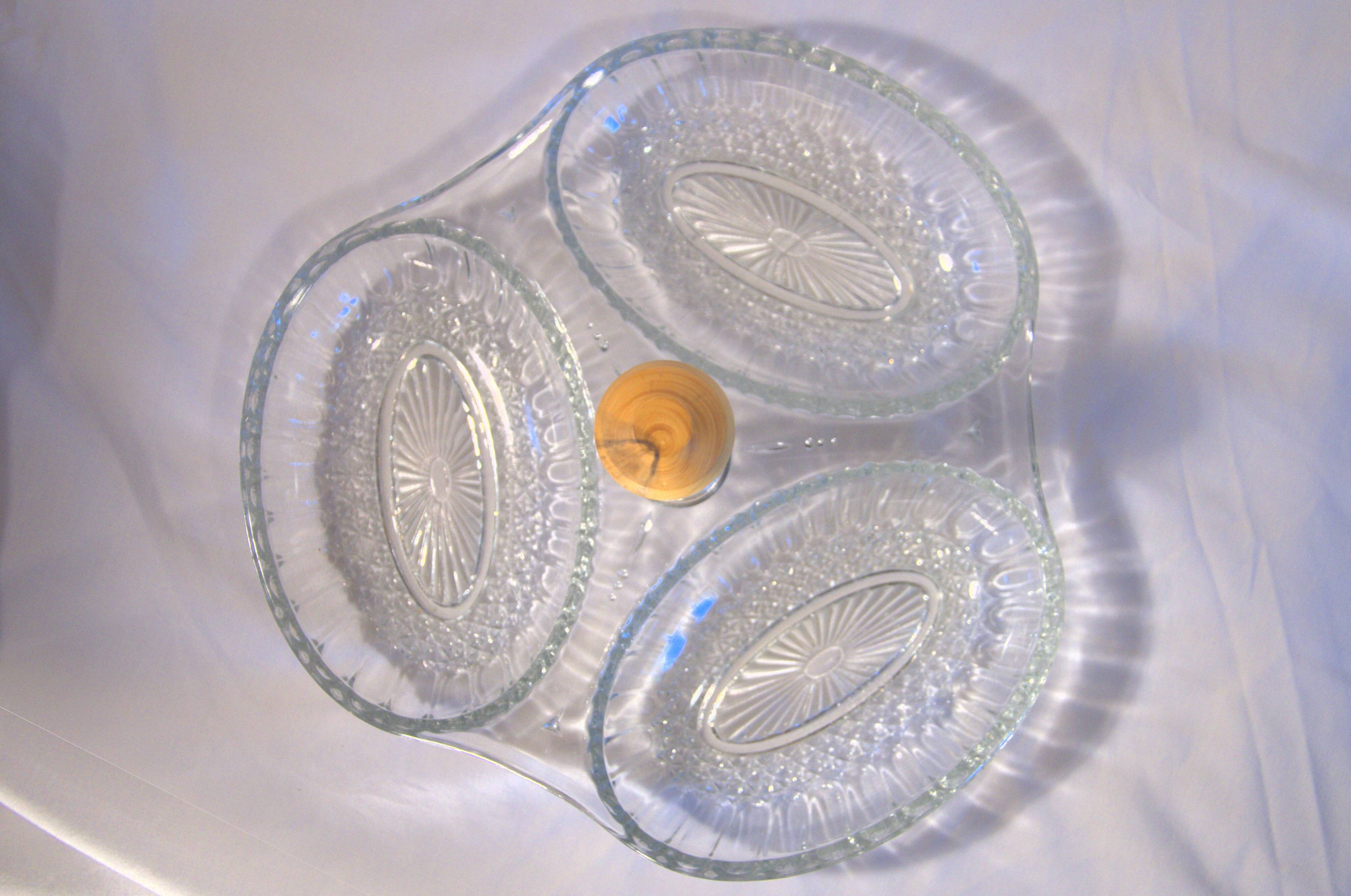 Plat en verre à 3 compartiments Val Saint-Lambert, poignée en buis