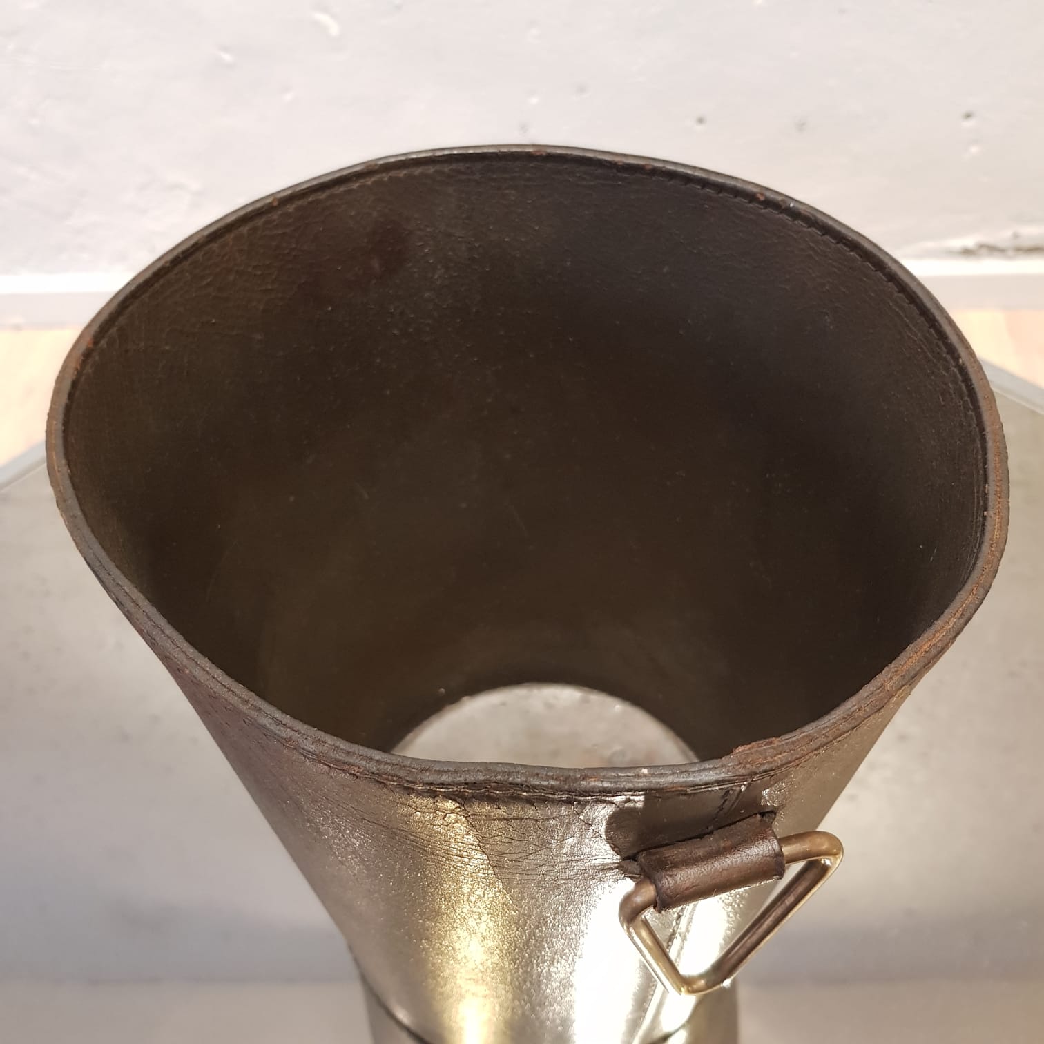 Leather basket by Carl Aubock, 1950s Werkstätte Carl Auböck