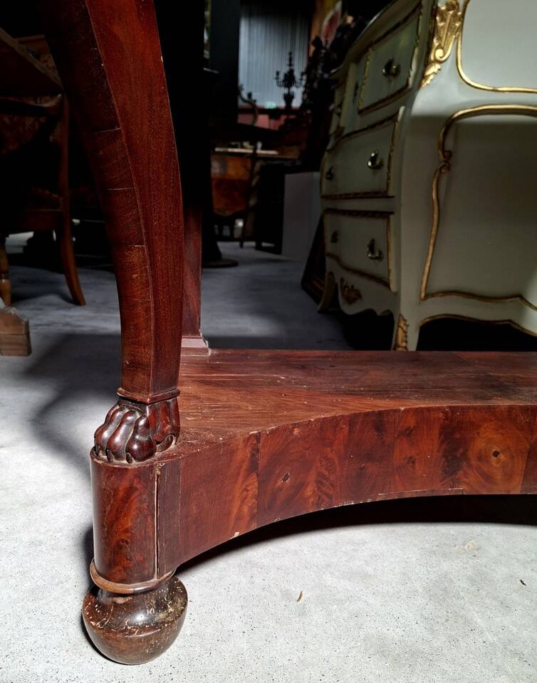 Console d’époque Restauration en acajou – Dessus de marbre – XIXe siècle