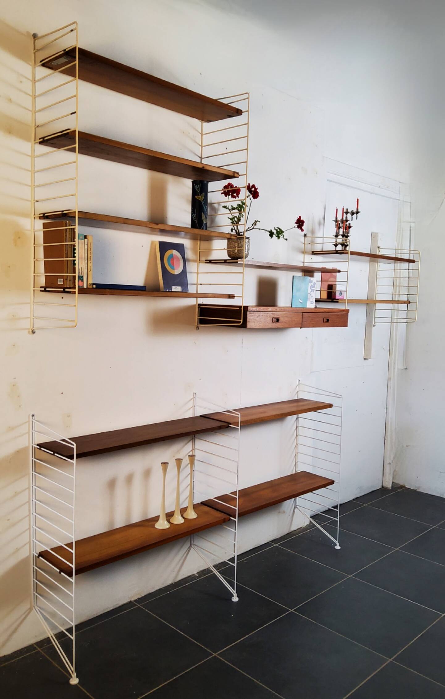 Vintage wall shelf by Nisse Strinning