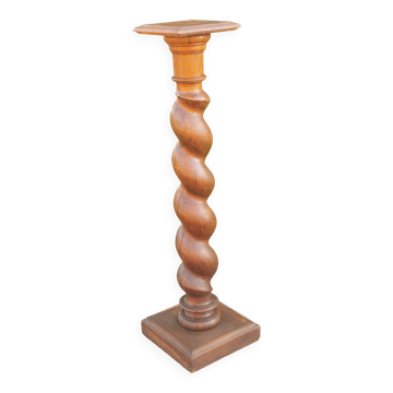 Louis xiii style twisted column