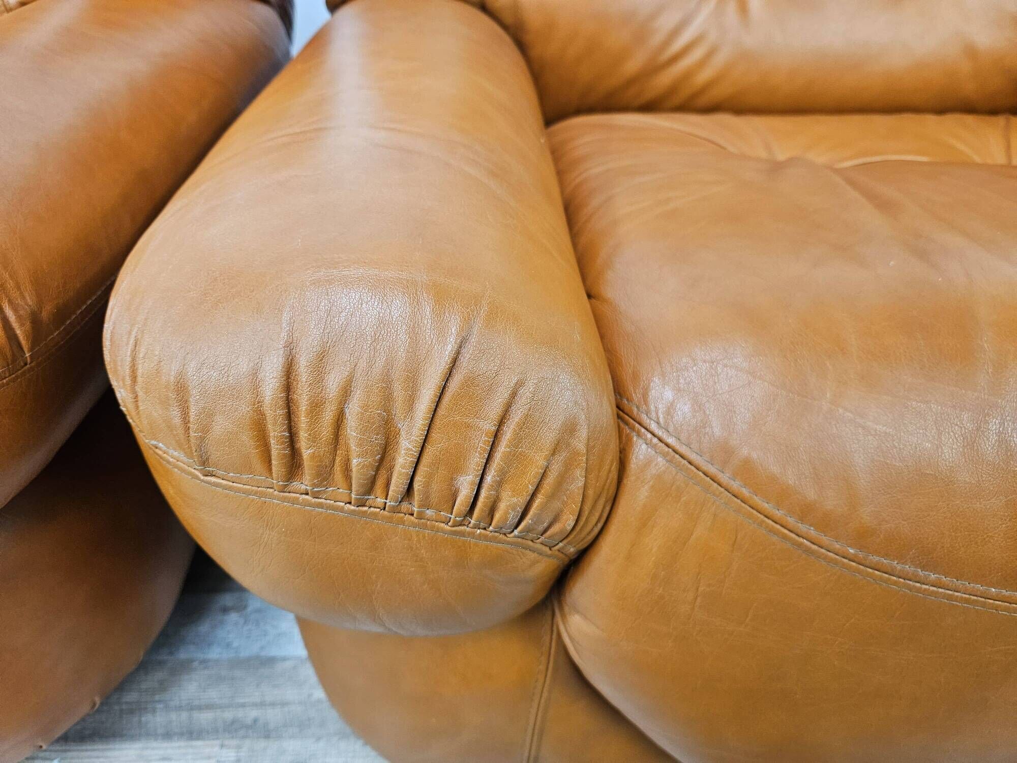 Pair of Sapporo armchairs by Mario Marenco for Mobil Girgi, 1970