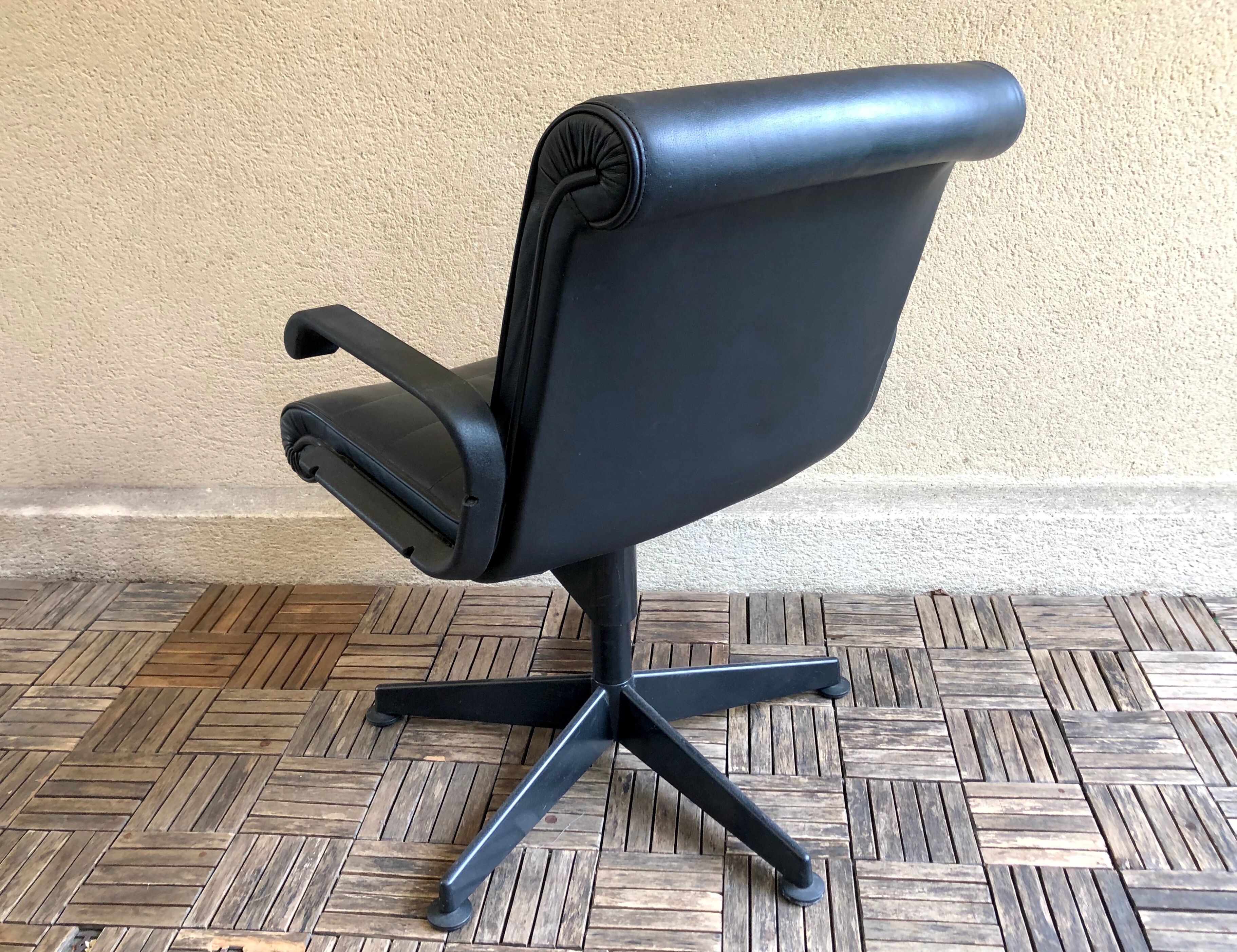 Richard Sapper vintage 90 black leather Knoll desk
