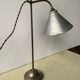 Desk lamp