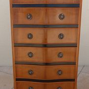 Louis XVI style chest of drawers in wood and cherry veneer