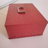 Keyed industrial metal body