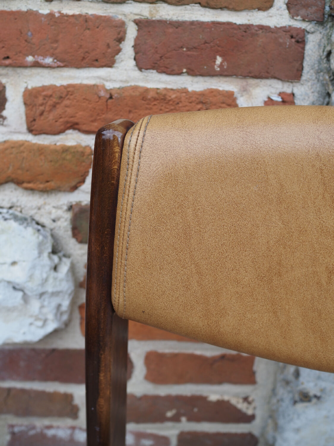 Scandinavian chair pair - Roche Bobois