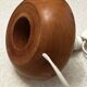 Petite lampe de table en bois massif tourné – années 80