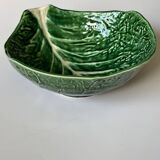 Cabbage leaf salad bowl with slip