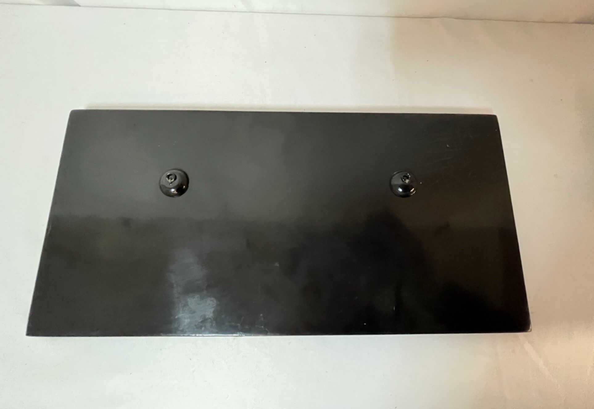 Peinture sur bois laqué Russie, Fedoskino, décor troïka datée 1987