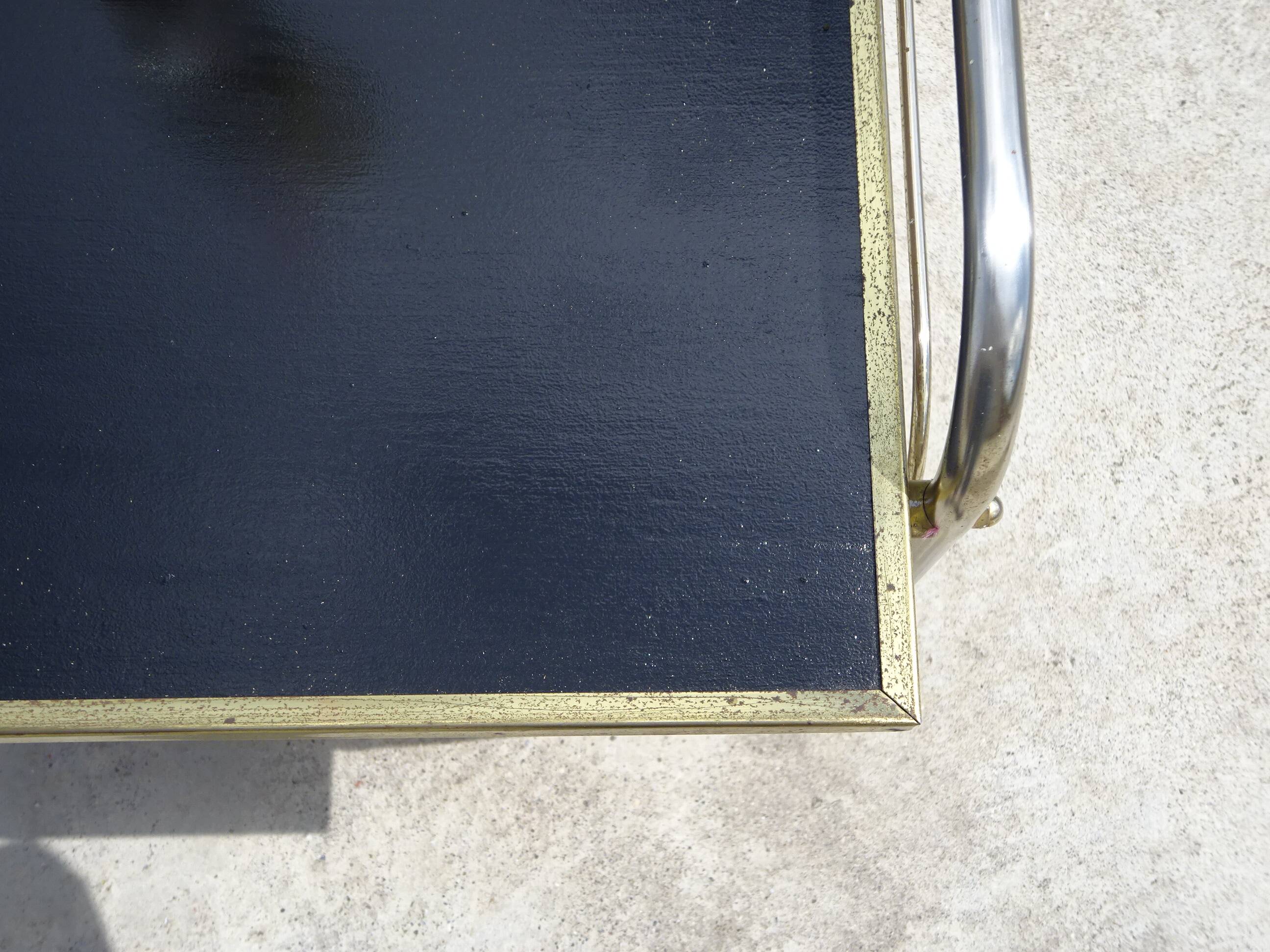 Desserte roulante, porte-vinyles en métal doré