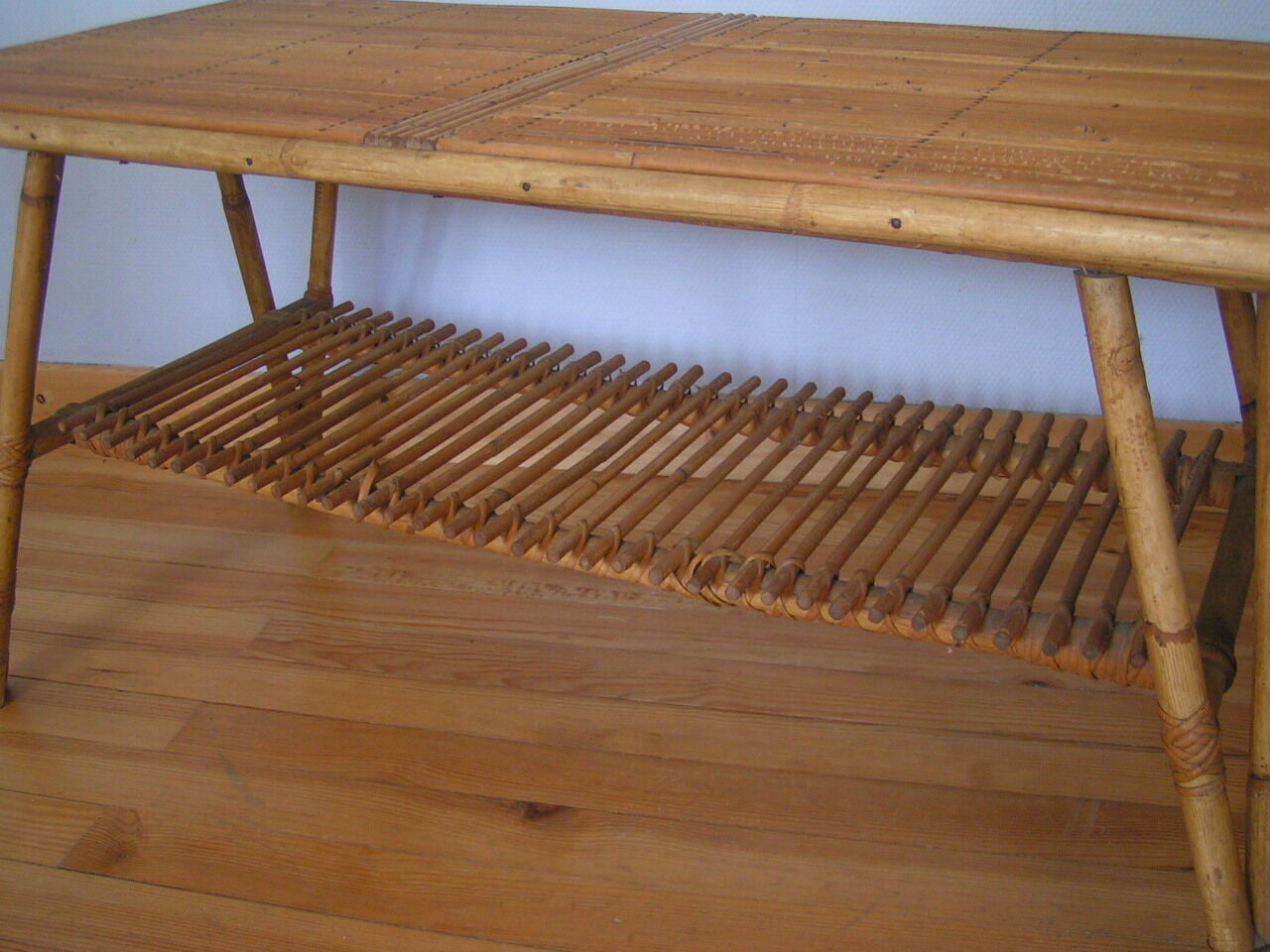 Rectangular rattan coffee table