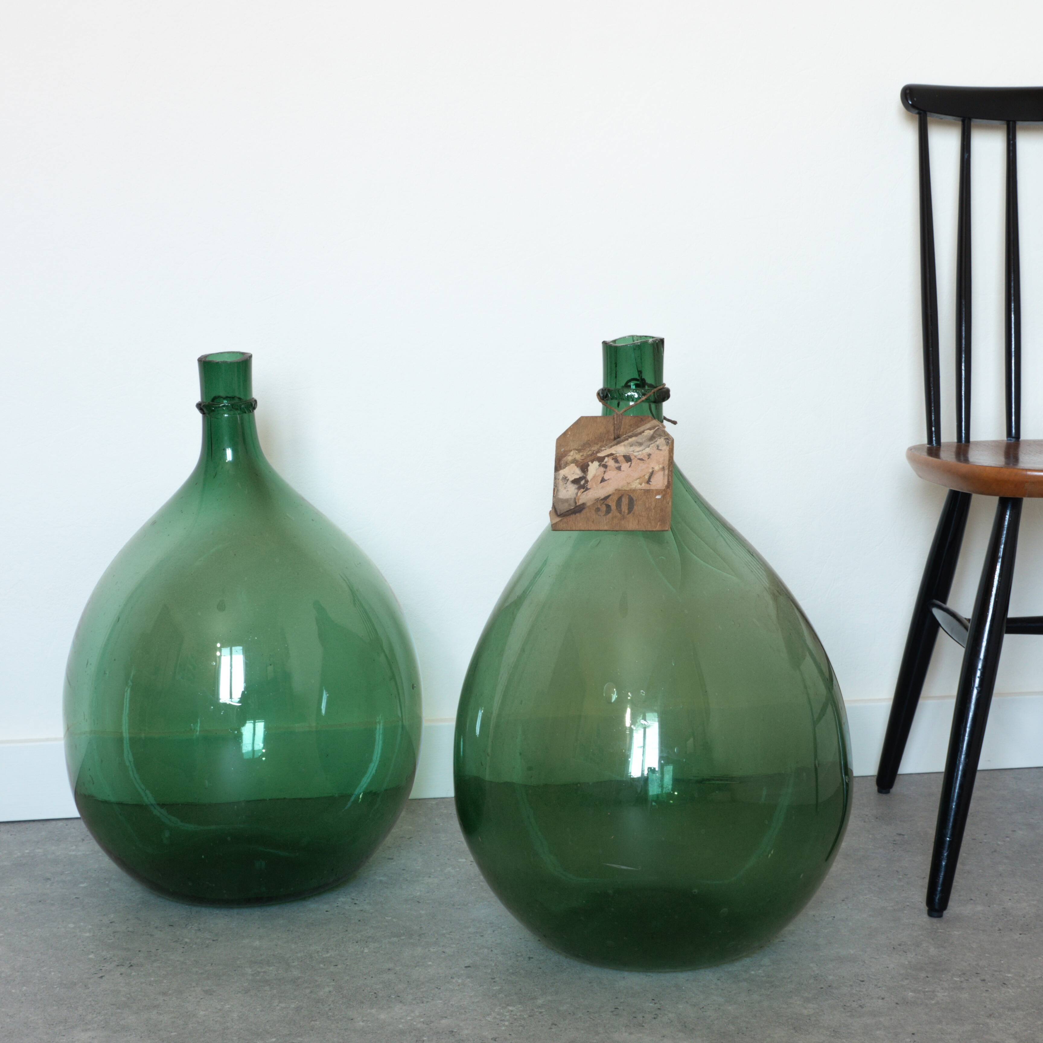 Pair of demijohns of 30 L