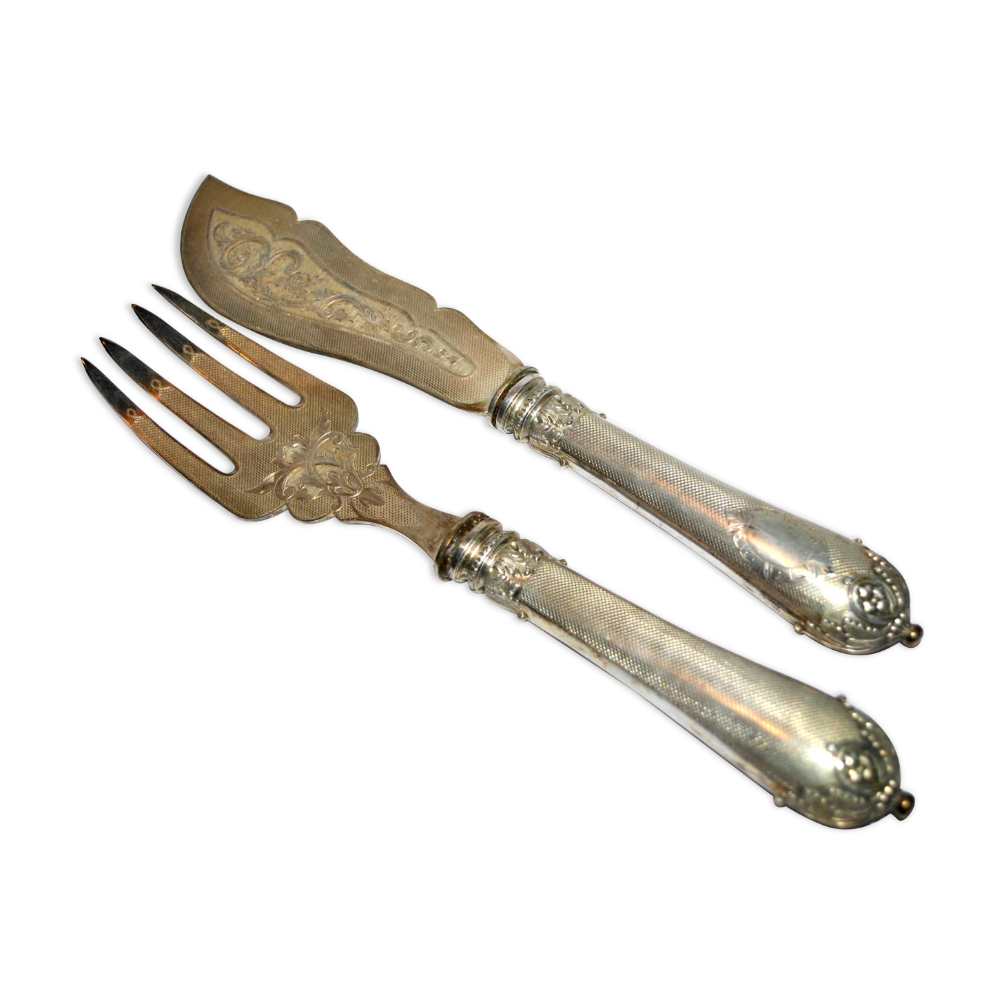 Old stuffed silver fish service - Engraved and guilloché napoleon III service cutlery