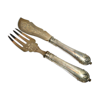 Old stuffed silver fish service - Engraved and guilloché napoleon III service cutlery