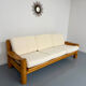 Canapé en pin massif et bouclette design scandinave des années 70